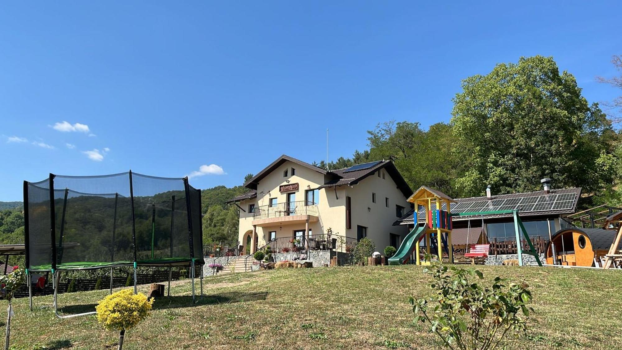 Vila N&D Arefu Kültér fotó
